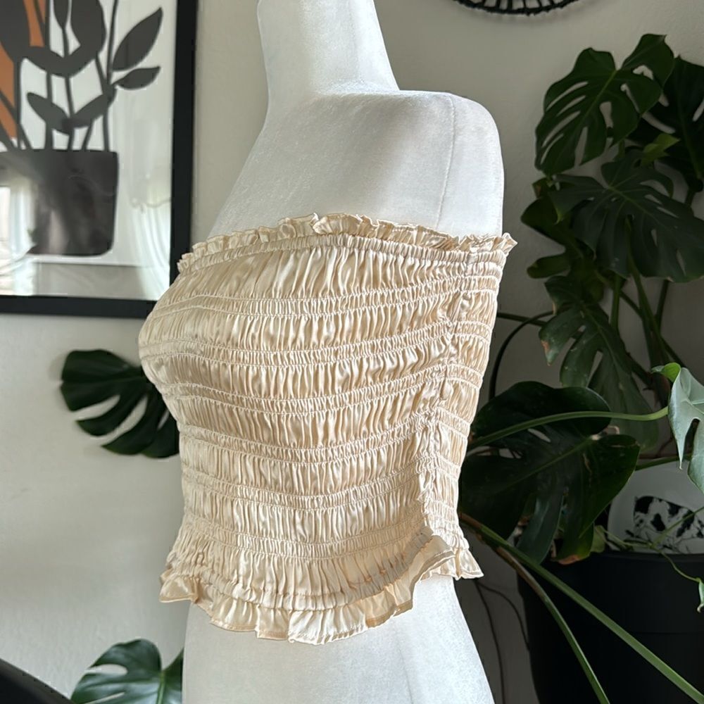 NWOT Free People Be Right Back Tube Smocked Ruffled Cream Strapless Shiny Chic - Picture 12 of 14